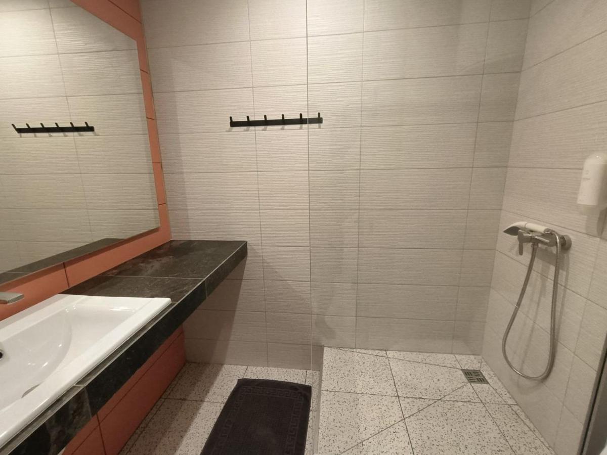 Apartmán Жк Аржанова Dněpropetrovsk Exteriér fotografie